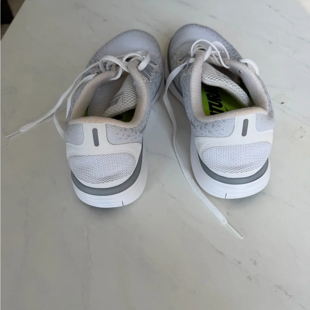 Nike White and Gray RunNatural Running Shoes - Picture 4 of 6